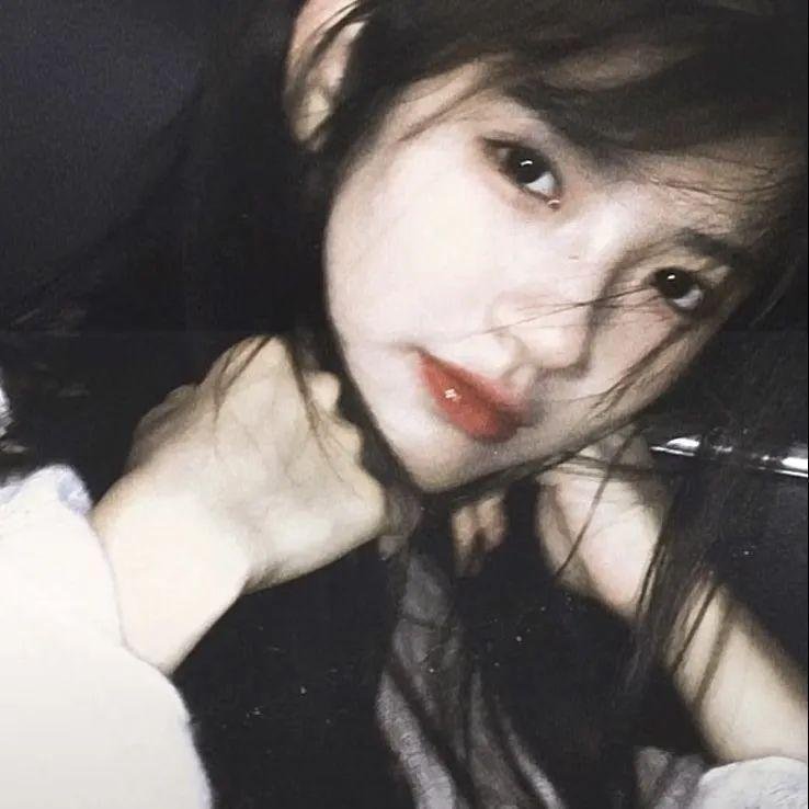 穿到贵妃身上皇上肠子悔青了